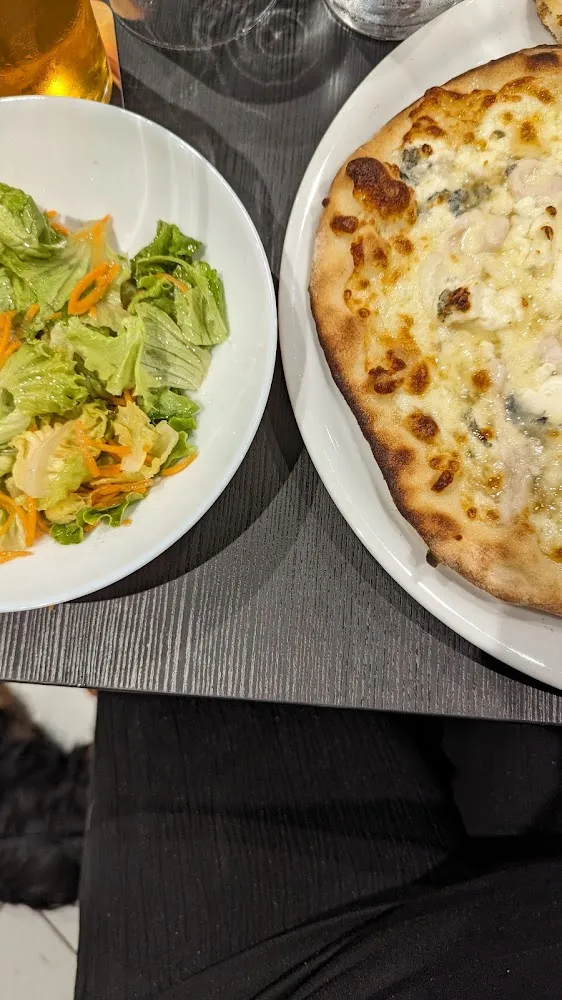 Pizza Poulet Chèvre Miel